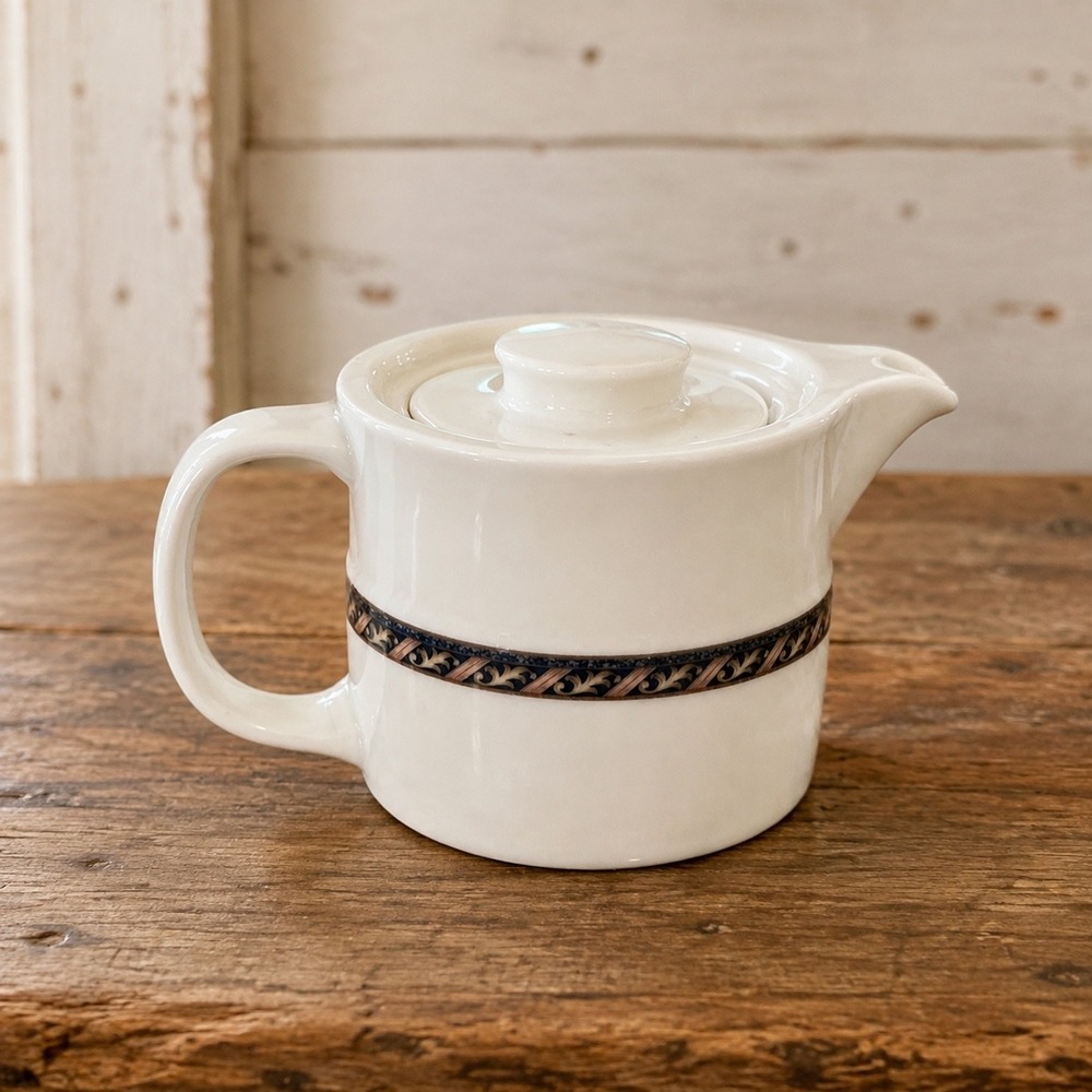 Oneida by Noritake Vintage White Ceramic Teapot with Scrollwork Band 7x4.5x4